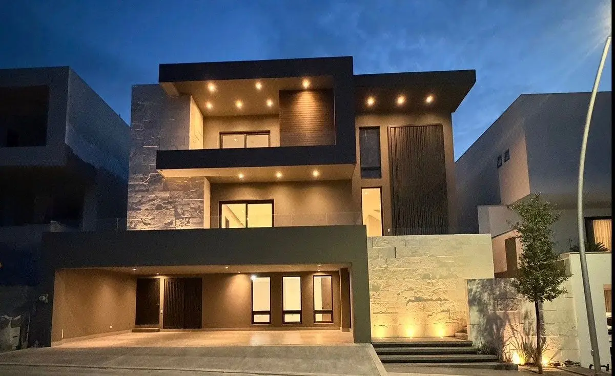 Casa en Venta en Sierra Alta en Décimo Sector, La Cima. — foto 1