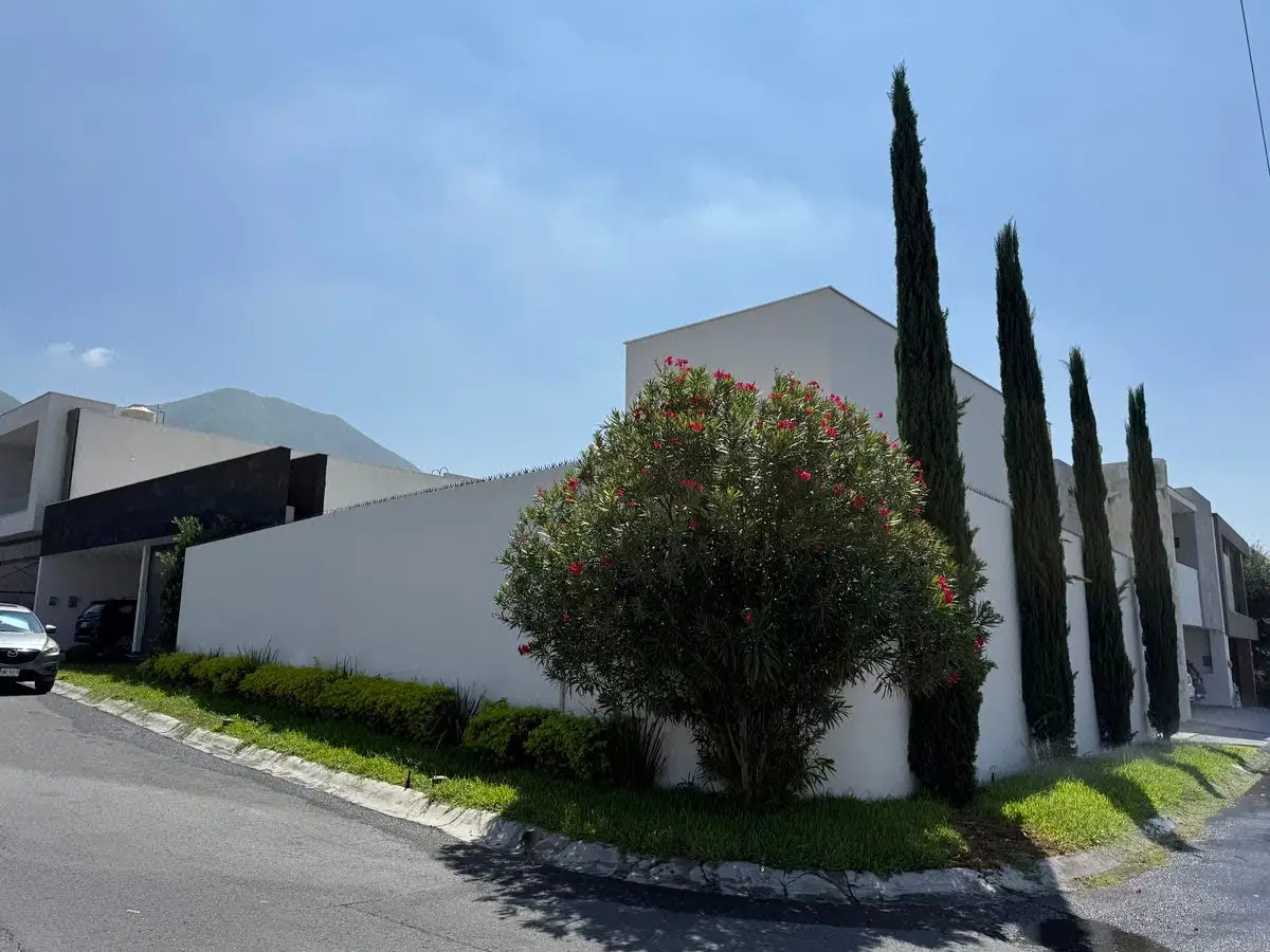 Casa en Venta en Privada Magnolia, La Joya Residencial, Monterrey N.L. — foto 1