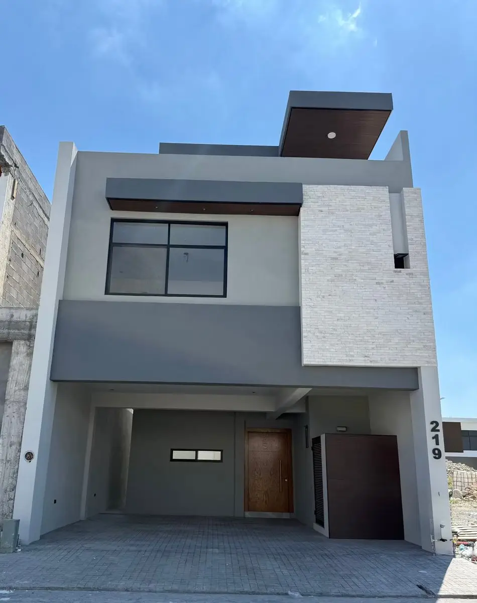 Casa en Venta en Cerradas de Rinconada, Apodaca N.L. — foto 1