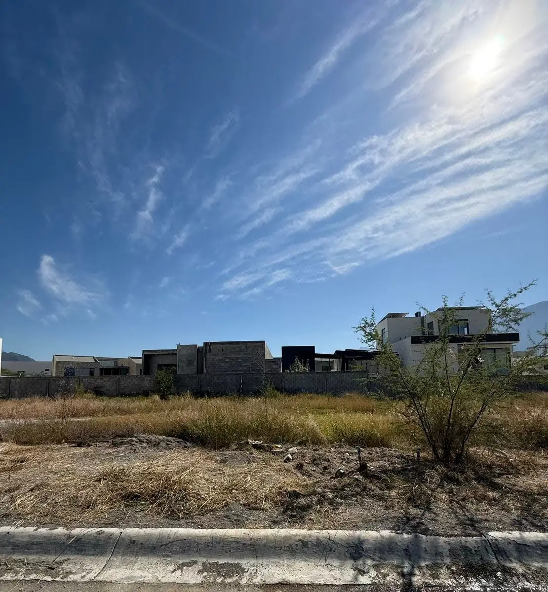 Terreno en Venta en Pedregal de La Montaña, Zona Carretera Nacional. — foto 1
