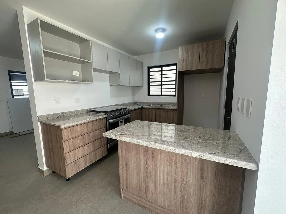 Casa Renta Verania Residencial cumbres, Garcia — foto 1